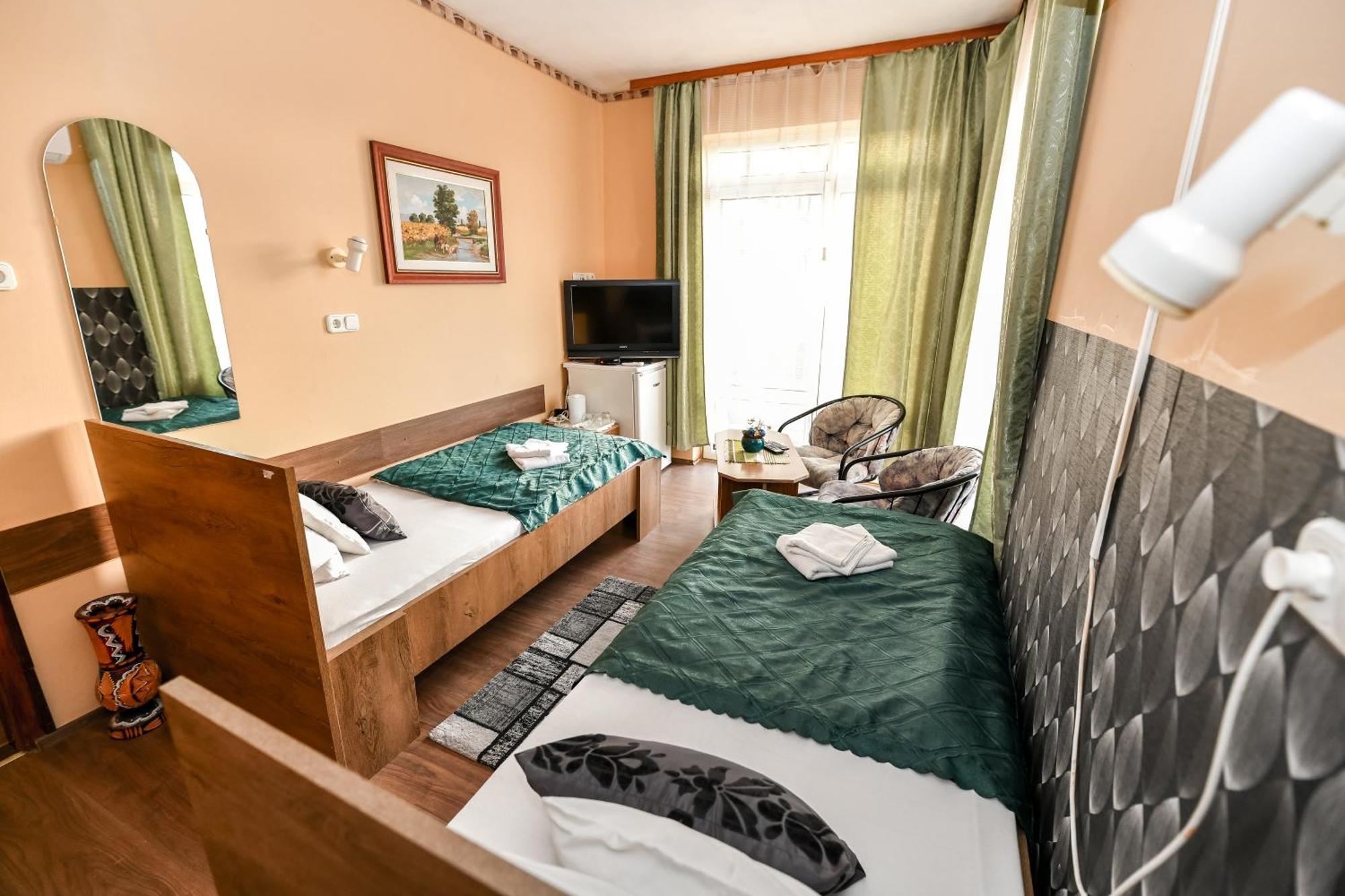 Laguna Panzio Szántód Buitenkant foto